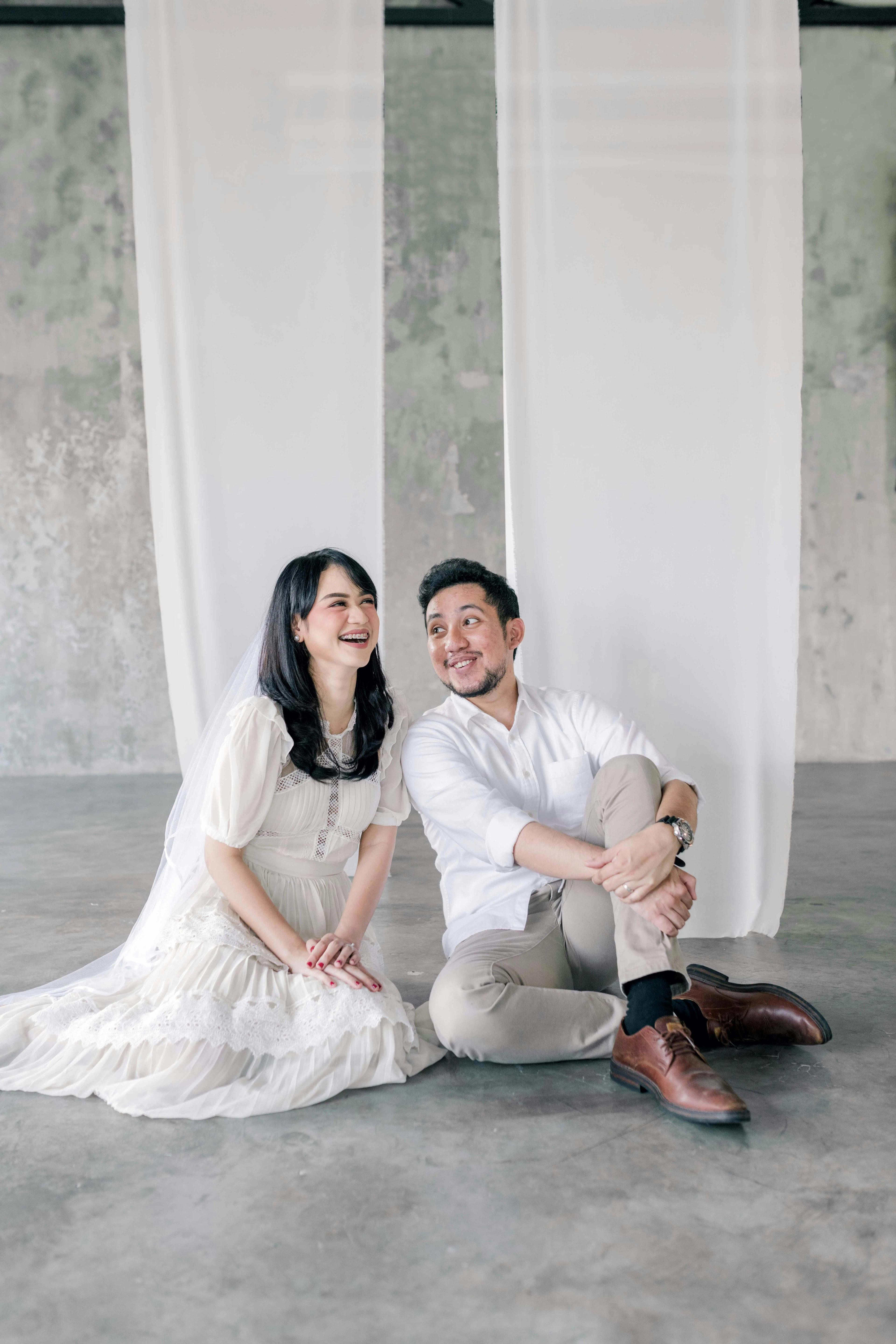 Tema Prewedding yang cocok untuk dipajang di Undangan dan Venue Pernikahan